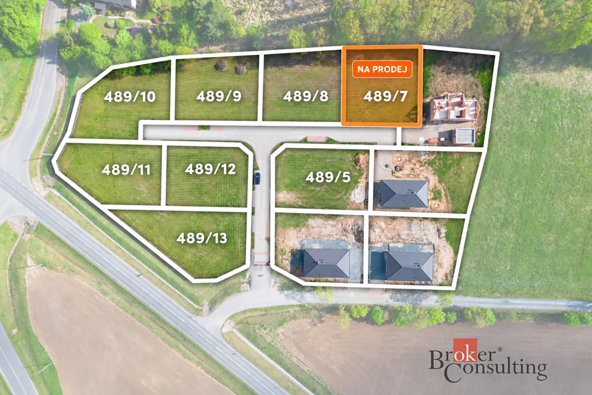 Prodej stavebního pozemku 890 m²